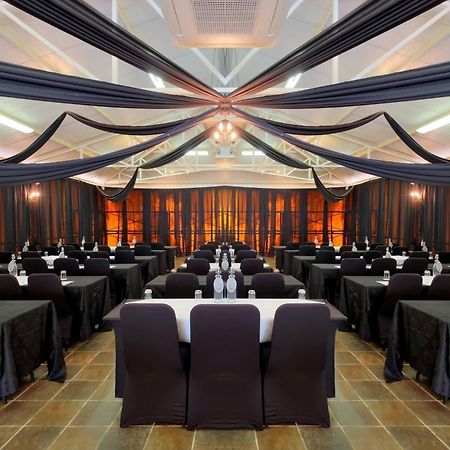 Protea Hotel By Marriott Polokwane Landmark Exterior photo